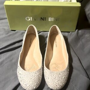Gianni Bini flats